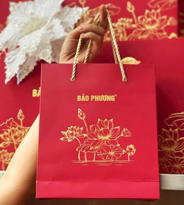 Túi giấy đẹp đựng hộp bánh